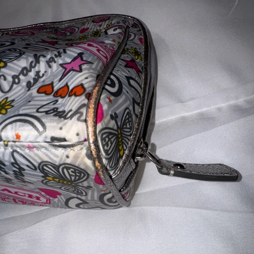 Vintage Coach poppy butterfly bundle - cosmetic bag and wristlet - Picture 4 of 7